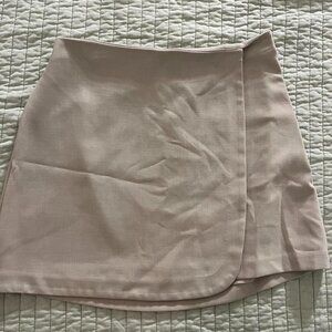 Abercrombie Tan Mini Skirt (M)